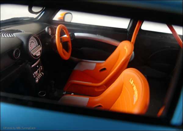 1:18 Mini Cooper LB Performance Liberty Walk GULF DESIGN - RAR LBWK -